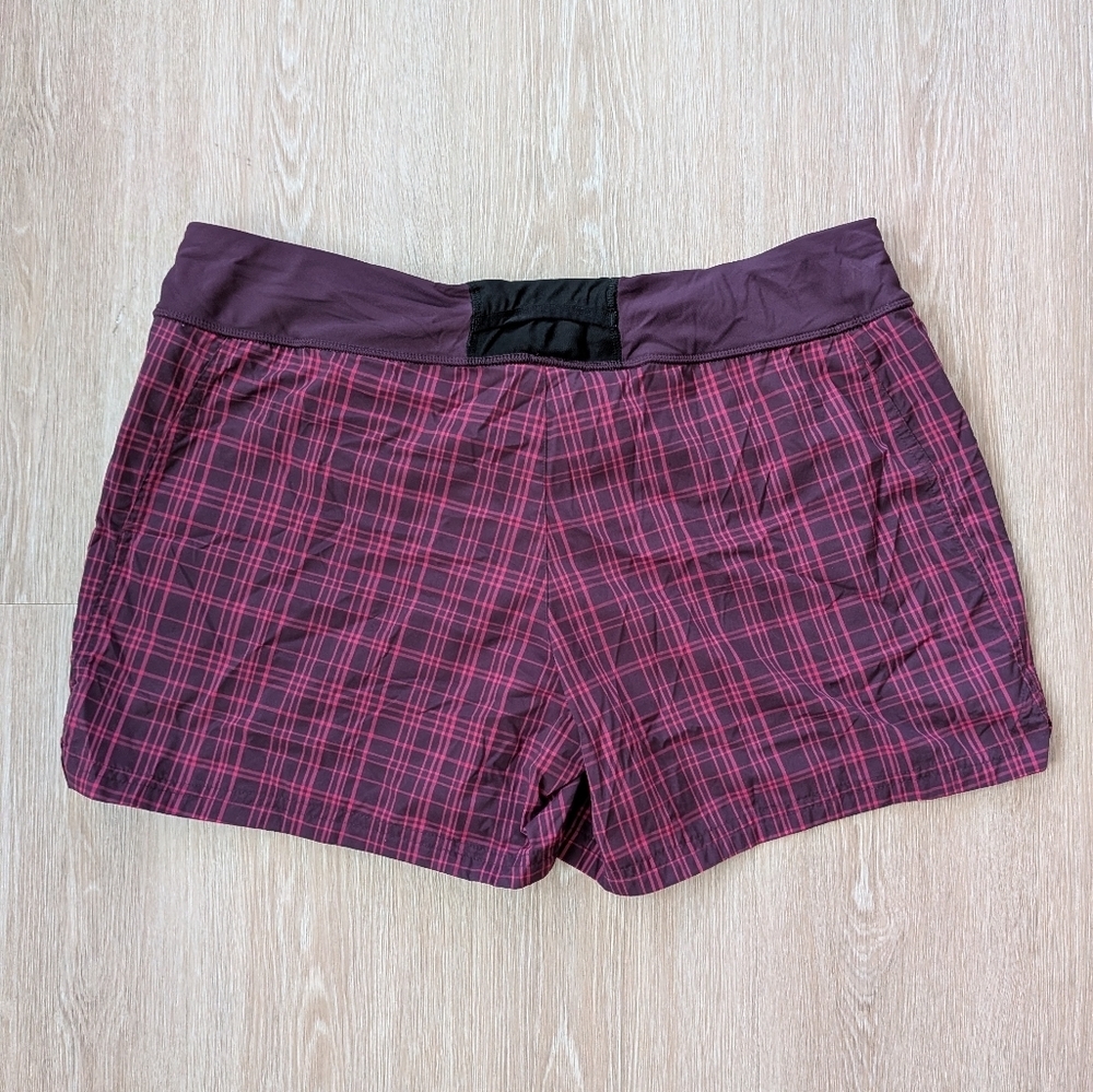 Patagonia Shorts Women's XL Athletic - Picture 4 of 11